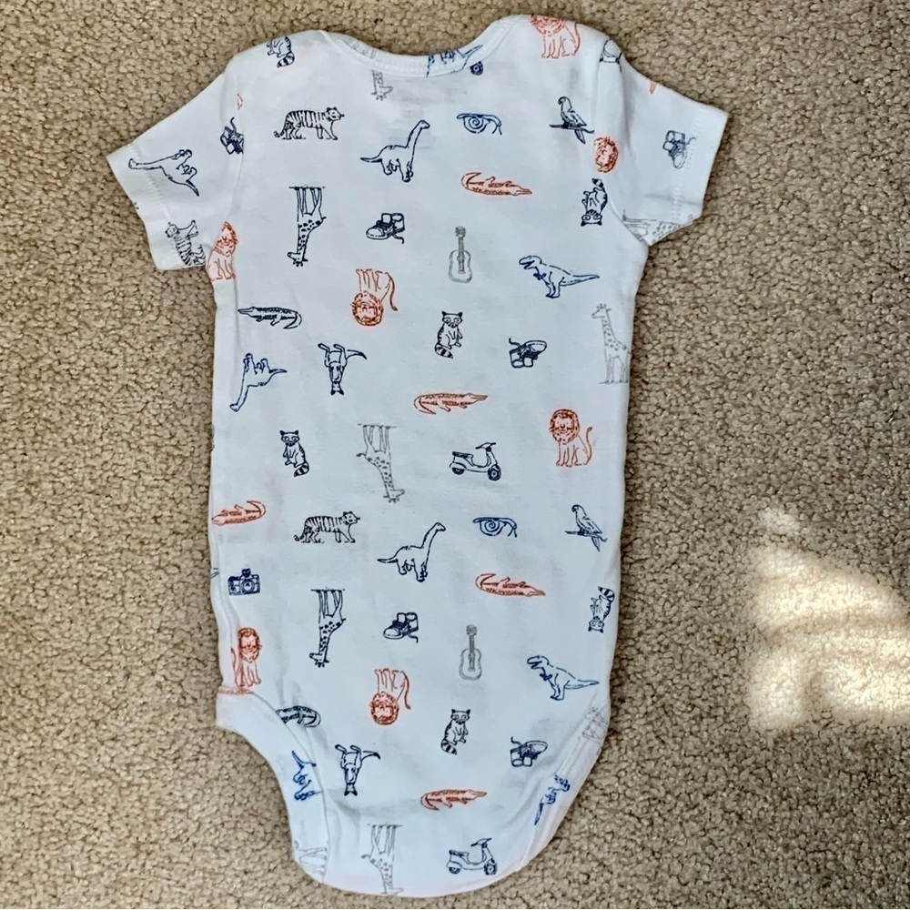Carter’s Short Sleeve Infant Onesie One Piece Safari Animal Cotton White Sz 6 Mo - Picture 3 of 6